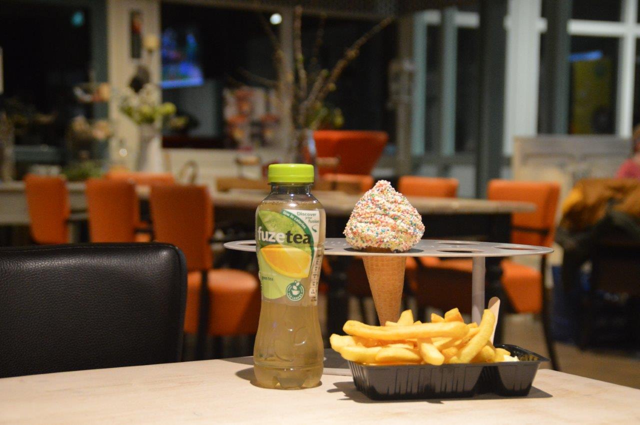 6. restaurant-horeca-ijsje-patat-drinken-kb_Bad-Hesselingen-Meppel_